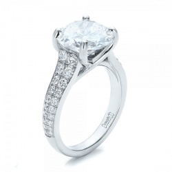 25 Elegant Engagement Rings for the Classic Bride | Joseph Jewelry